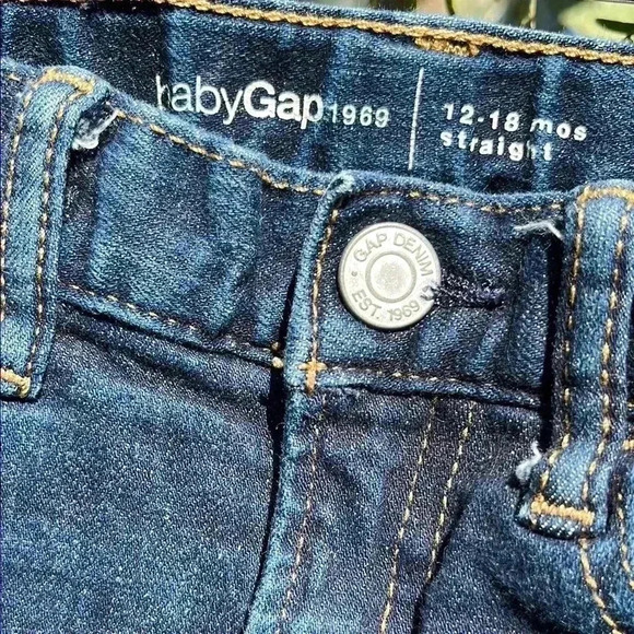 Baby Gap Straight Flannel Lined Jeans Size 12-18 - Picture 2 of 5